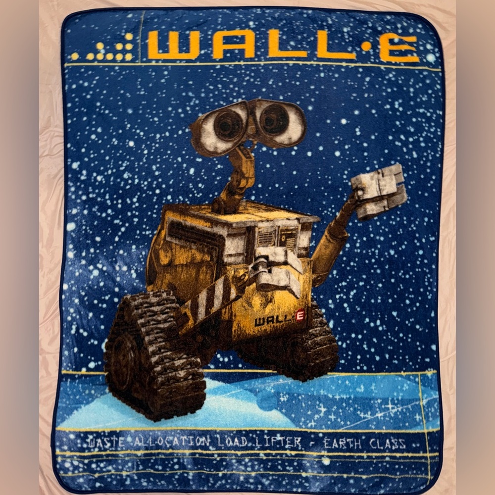 Disney Pixar Wall-E Fleece Throw Blanket approximately 47" x 63" Y2K